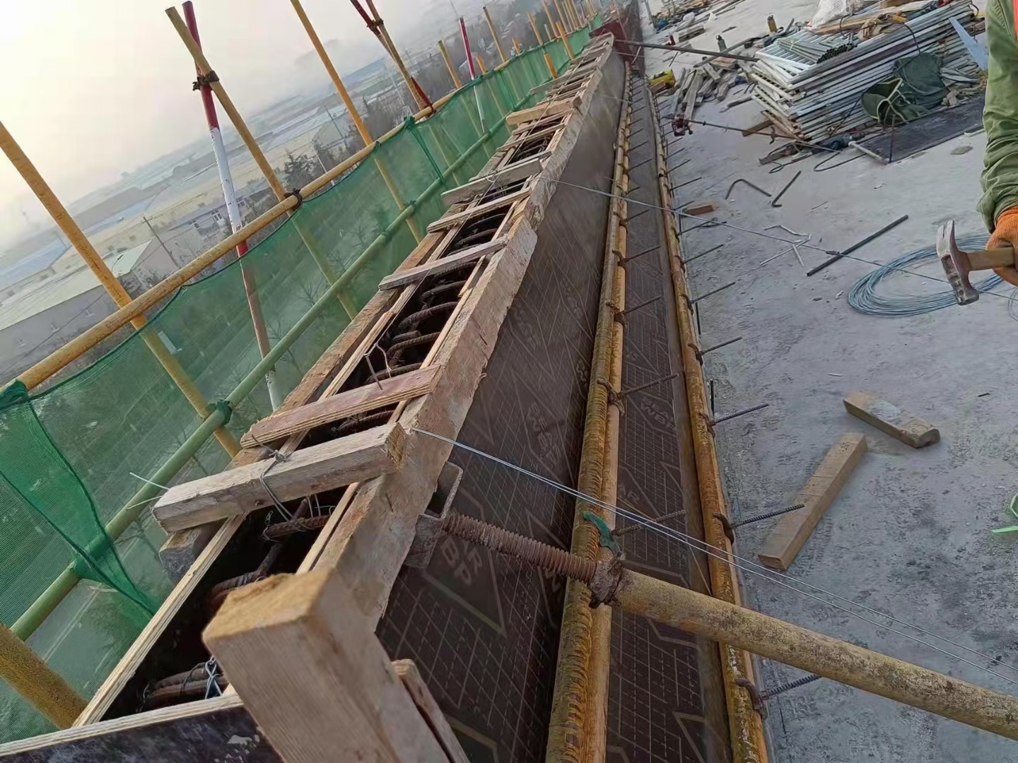 苏州市定型木模板建筑圆模板 - 一站式服务